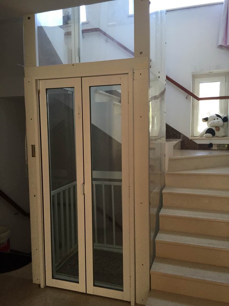 家用电梯